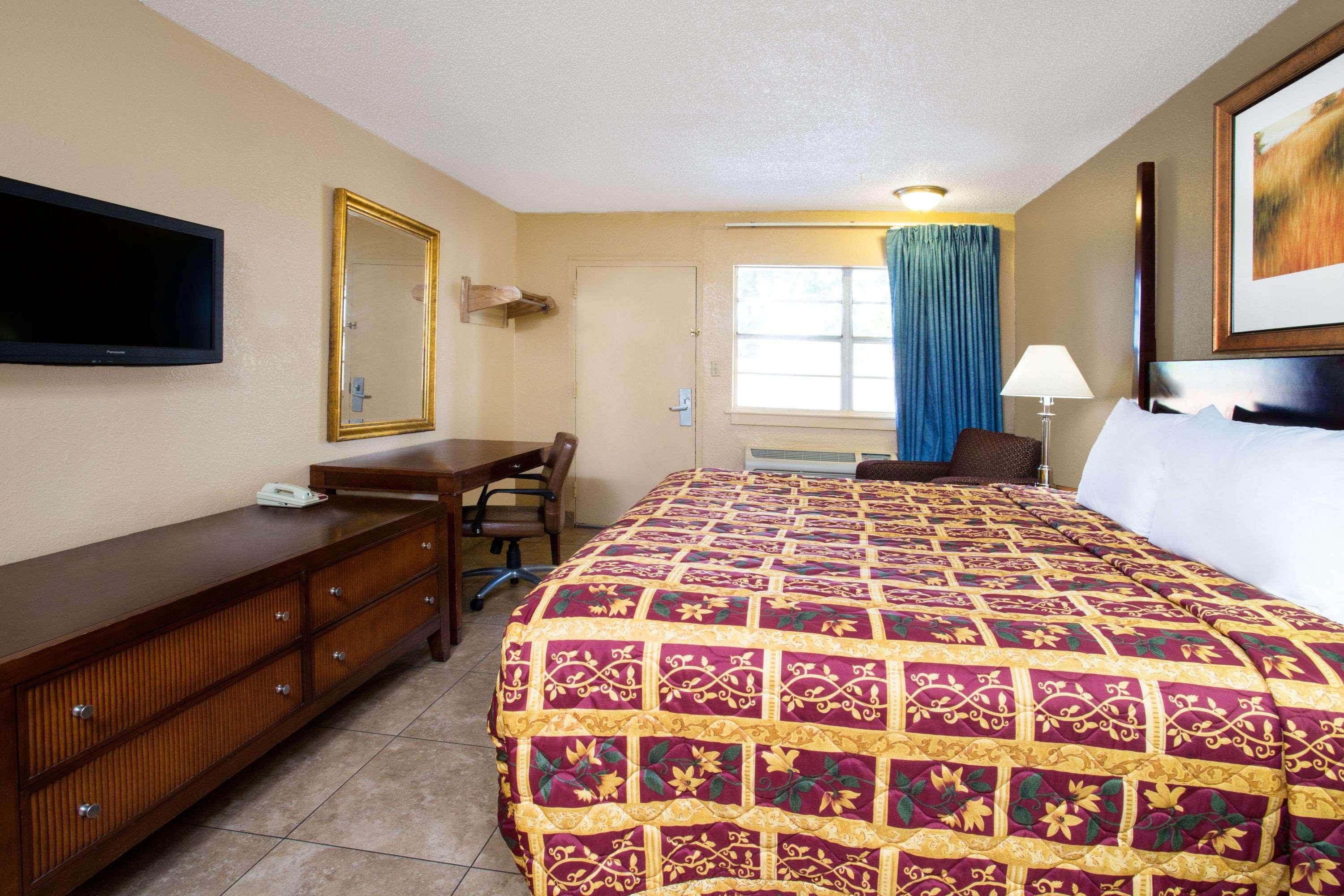 Knights Inn Orlando Oak Ridge Экстерьер фото