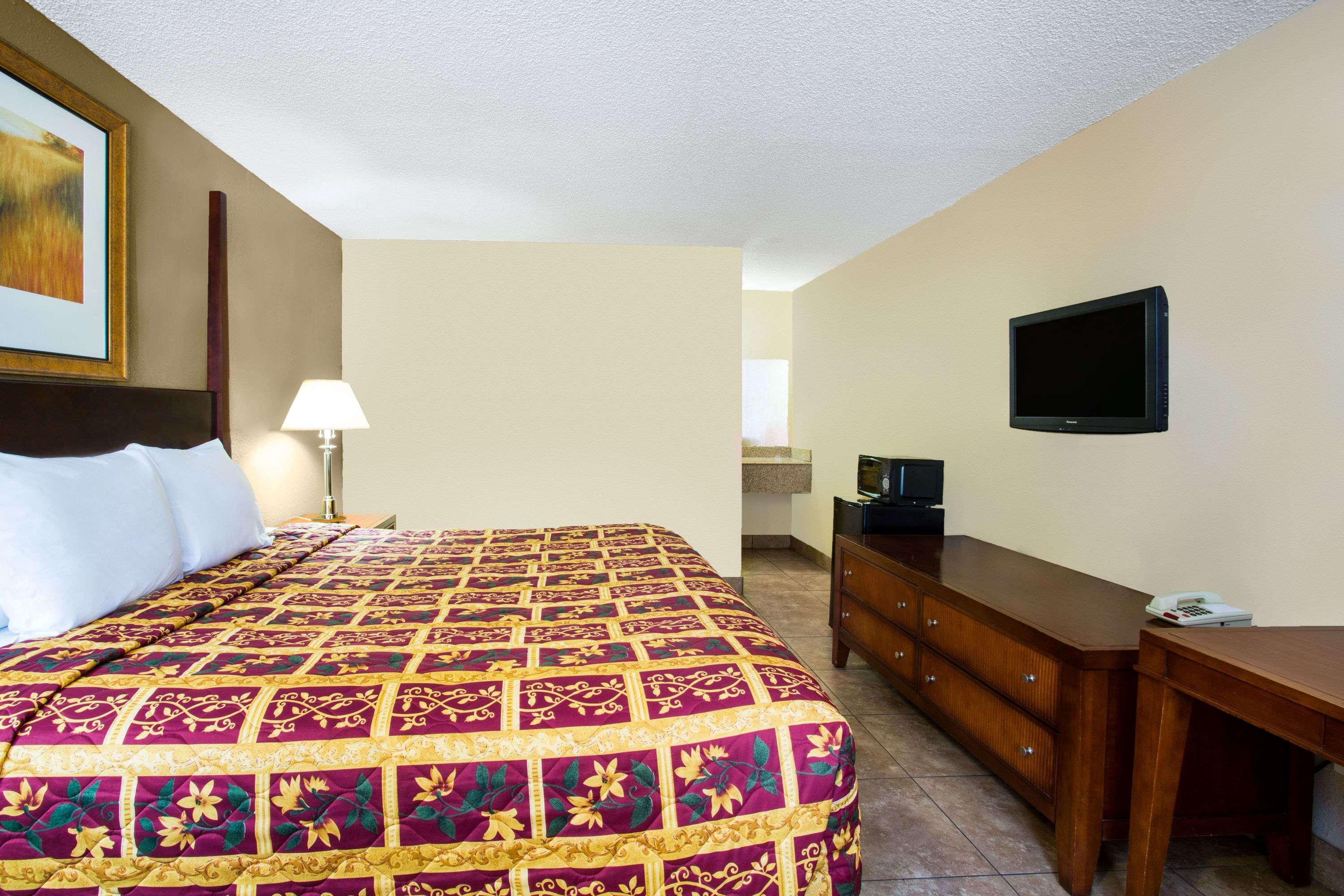 Knights Inn Orlando Oak Ridge Экстерьер фото