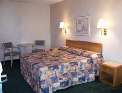 Knights Inn Orlando Oak Ridge Номер фото